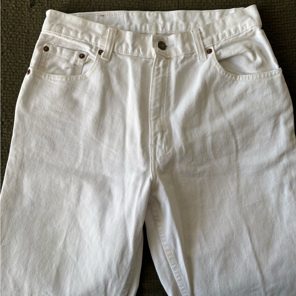 💐Levi Strauss~550 Vintage Floral Embroidered Relaxed Fit Tapered Leg Jeans - Picture 2 of 6
